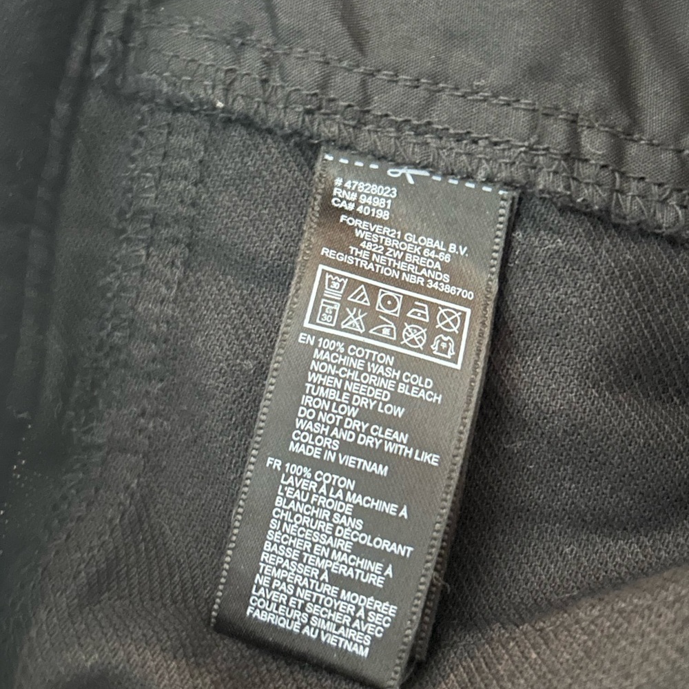 Forever 21 Black High-Rise Bermuda Shorts - Picture 5 of 5